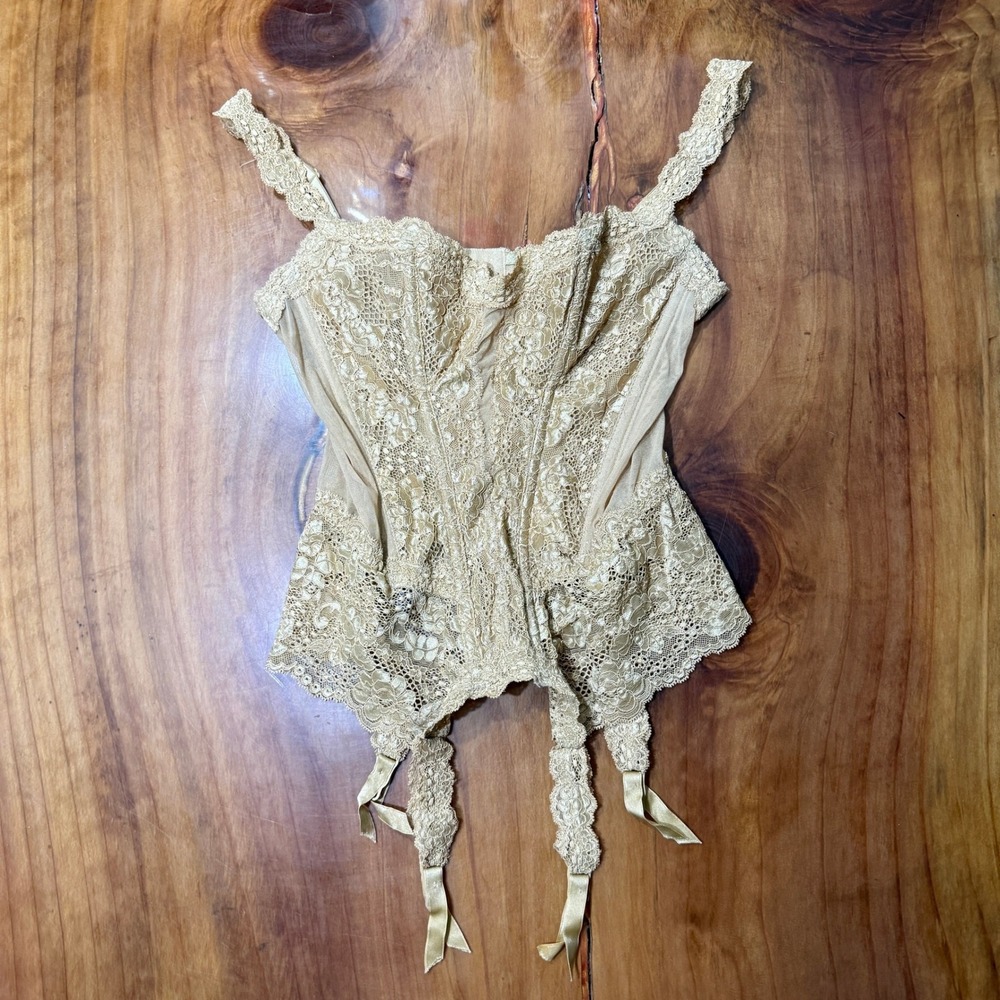 Vintage 90s Victoria Secret Corset Top Lingerie 36 Heart Lace Boned  M3-16